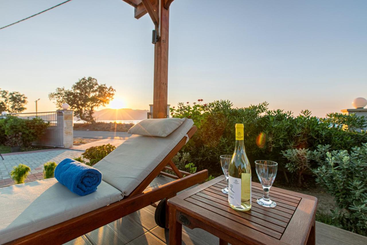 Niovi Seaside Suites Kíszamosz Kültér fotó