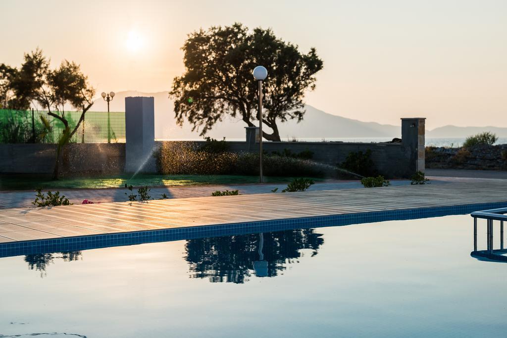 Niovi Seaside Suites Kíszamosz Kültér fotó